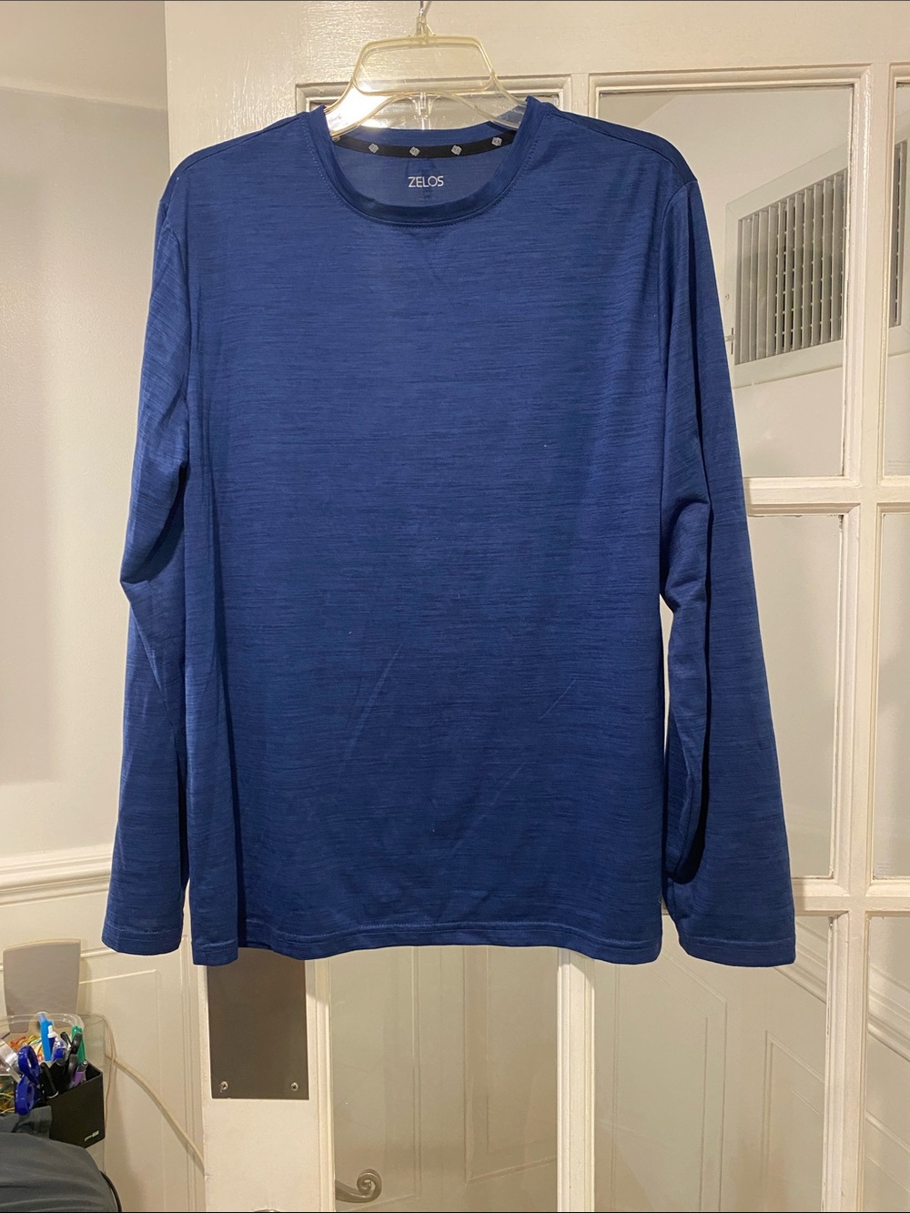 Zelos size Medium Tshirt good condition